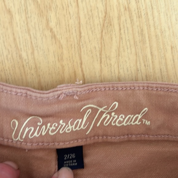 Universal Thread women’s shorts.  Dusty rose color. Raw hem. Size 2/26. - Picture 3 of 3
